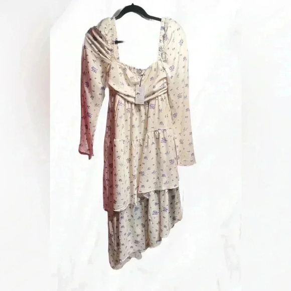 NNT We wore what puff sleeve asymmetrical tiered cream purple floral dress 6 - Picture 2 of 6